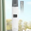 2_a5104345-8965-45e0-93ab-722eb1b588f4.webp DIYA 叮啞 一代通用皮革主機|內建 LED 顯示螢幕與 8W-10W 雙檔切換,搭配 380mAh 穩定續航並適配一代煙彈