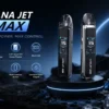 【買1贈煙油】LANA / ILIA-JETMAX 聯名 側注油主機套裝｜配備 1.47 吋彩色大螢幕與 1200mAh 戰鬥續航，結合可調氣流系統與側注油設計，通用小煙煙油