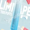 LIMI拋棄式一次性7000口-13.webp LIMI 7000口 拋棄式電子煙|具備 3.5% 尼古丁鹽強勁擊喉感與冰感水果系列清涼口感,搭載吸氣發光 LED 燈條及 650mAh 可充電池